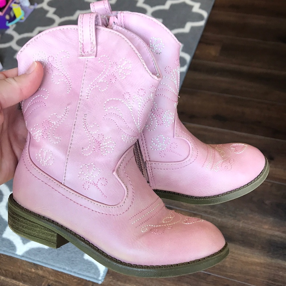 Pink Cowboy Boots 👢